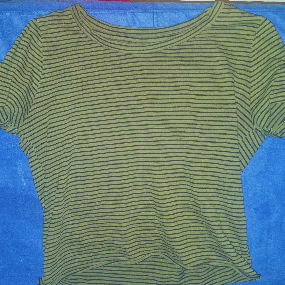 Cropped striped tee